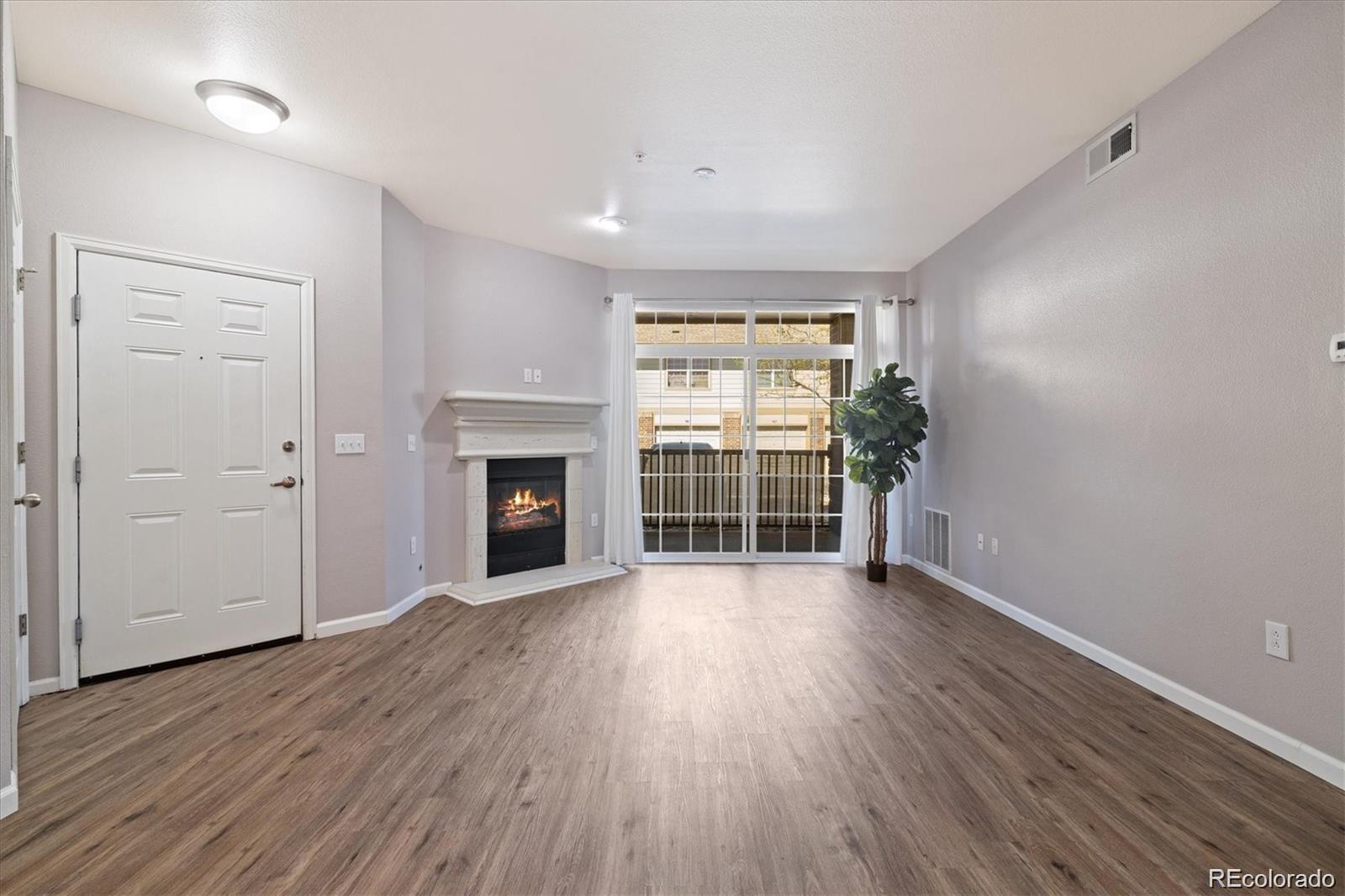 3890 S Dayton Street Unit: 105