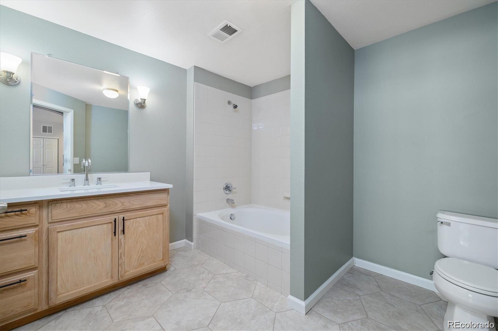 3890 S Dayton Street Unit: 105