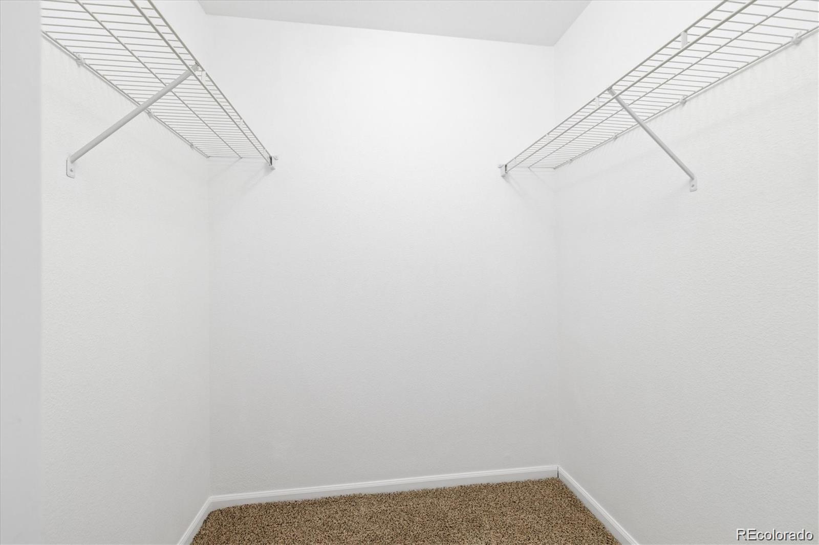 3890 S Dayton Street Unit: 105