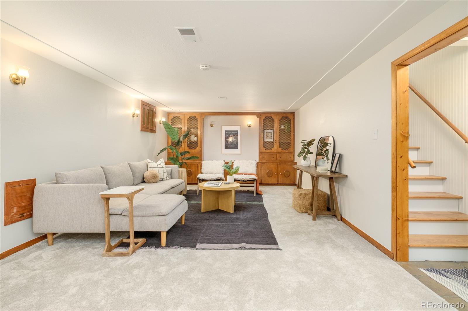 9656 Rensselaer Drive