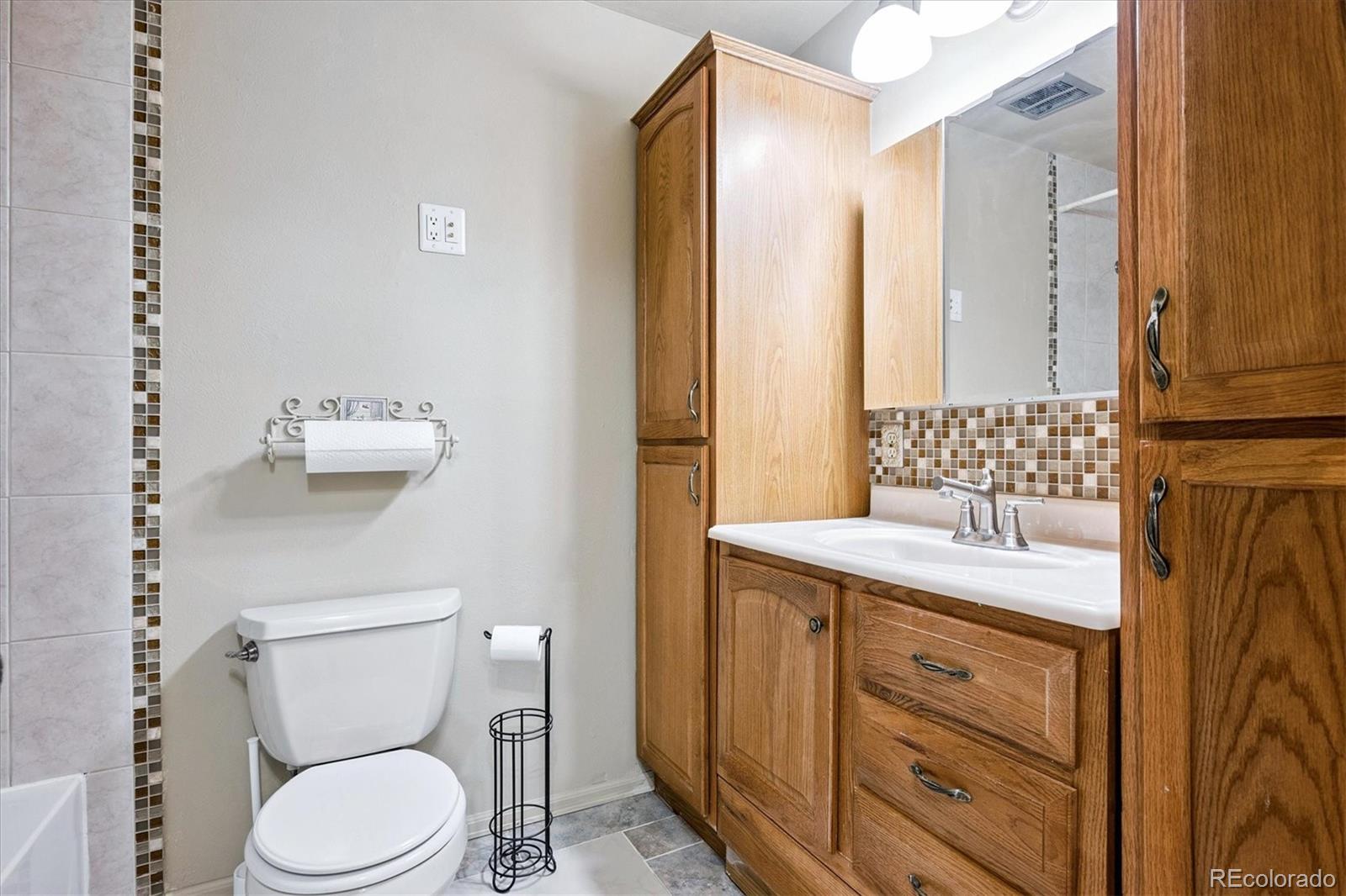 18851 E Cornell Avenue