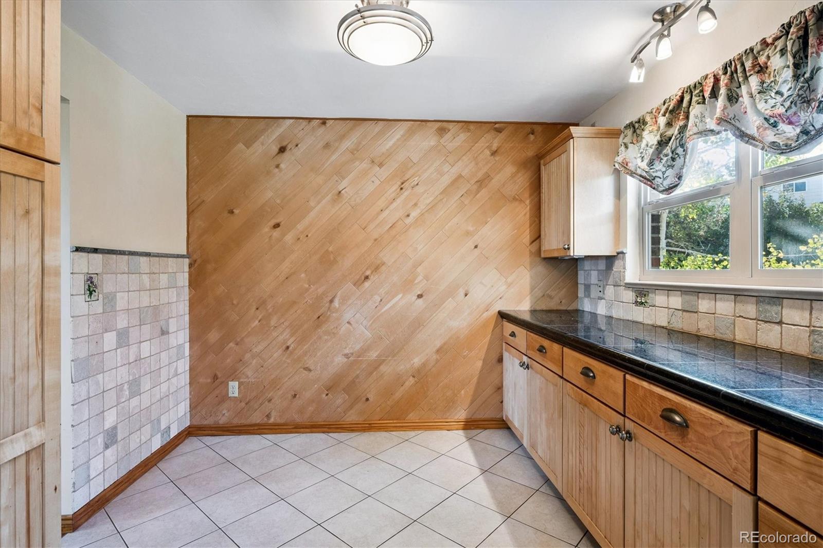 18851 E Cornell Avenue