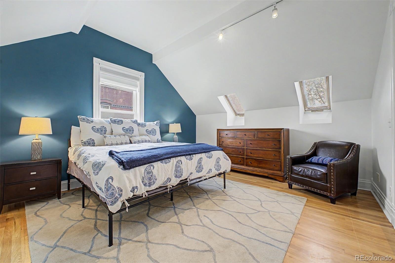 2504 Glenarm Place