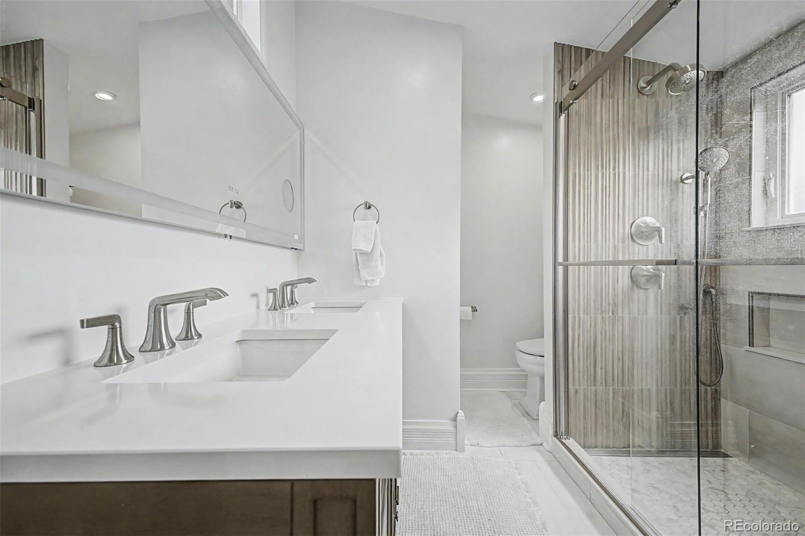 2504 Glenarm Place