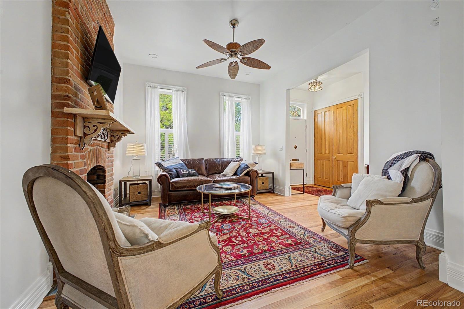 2504 Glenarm Place