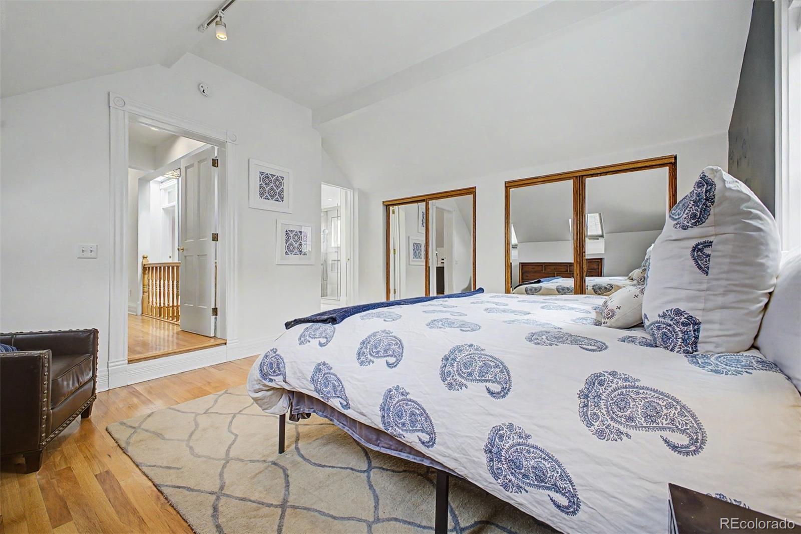 2504 Glenarm Place