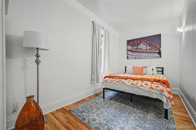 2504 Glenarm Place