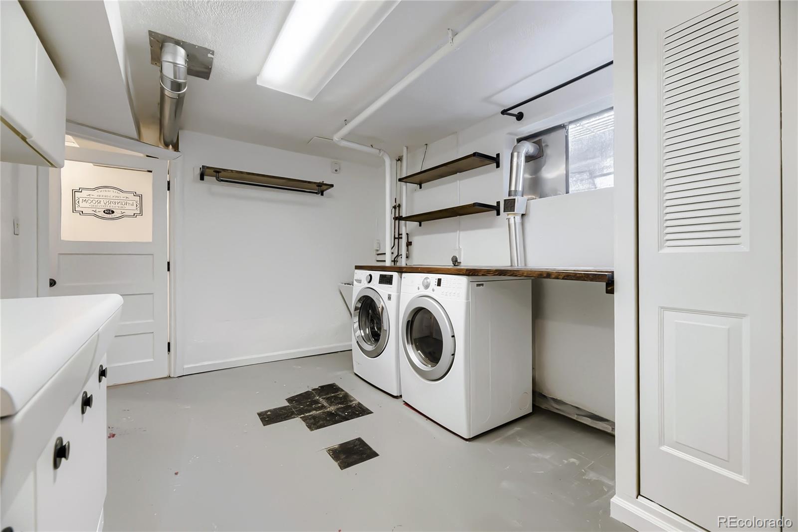 3265 S Newton Street