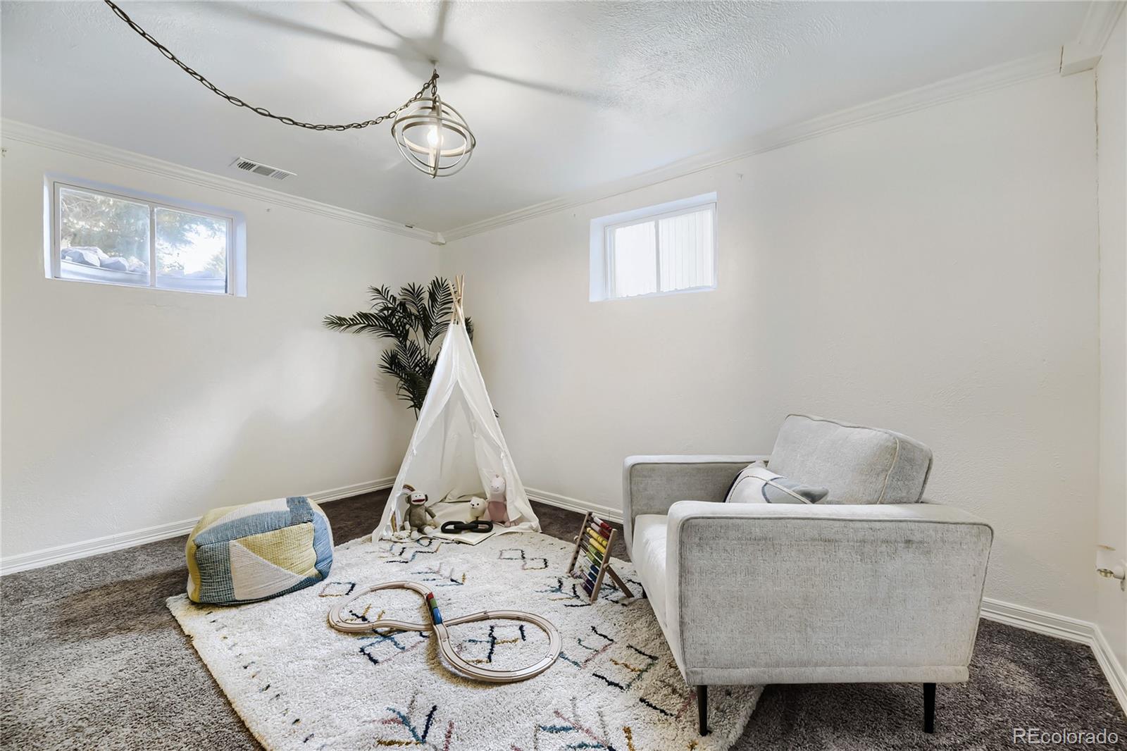 3265 S Newton Street