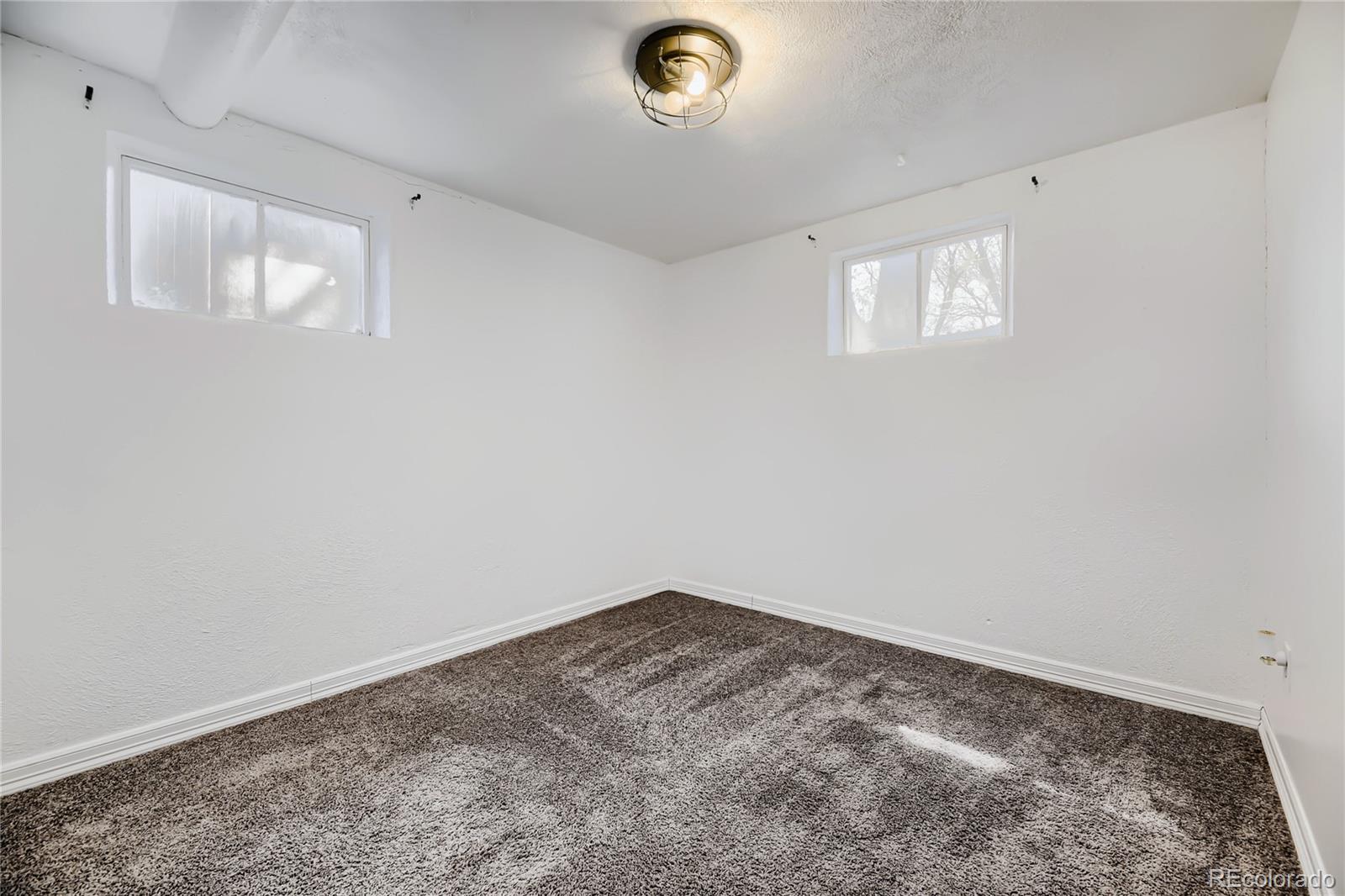 3265 S Newton Street