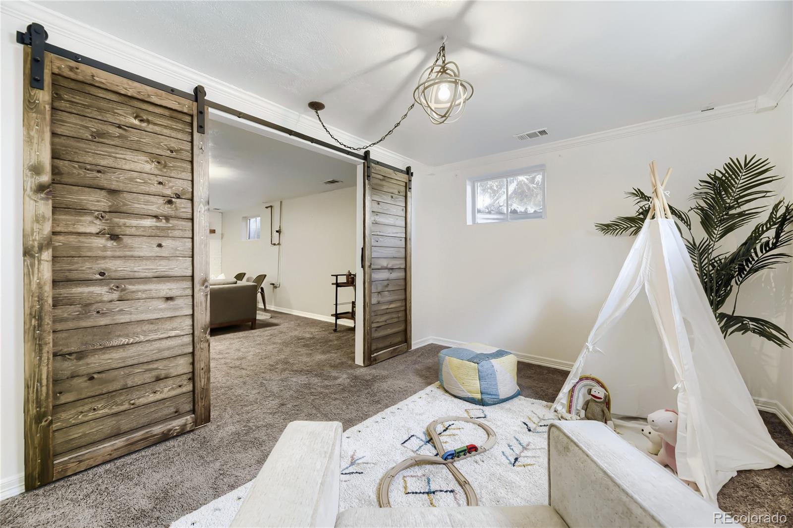 3265 S Newton Street