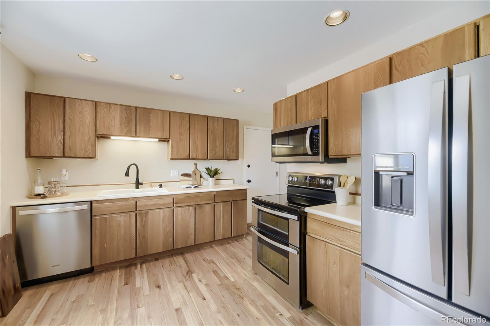 3265 S Newton Street