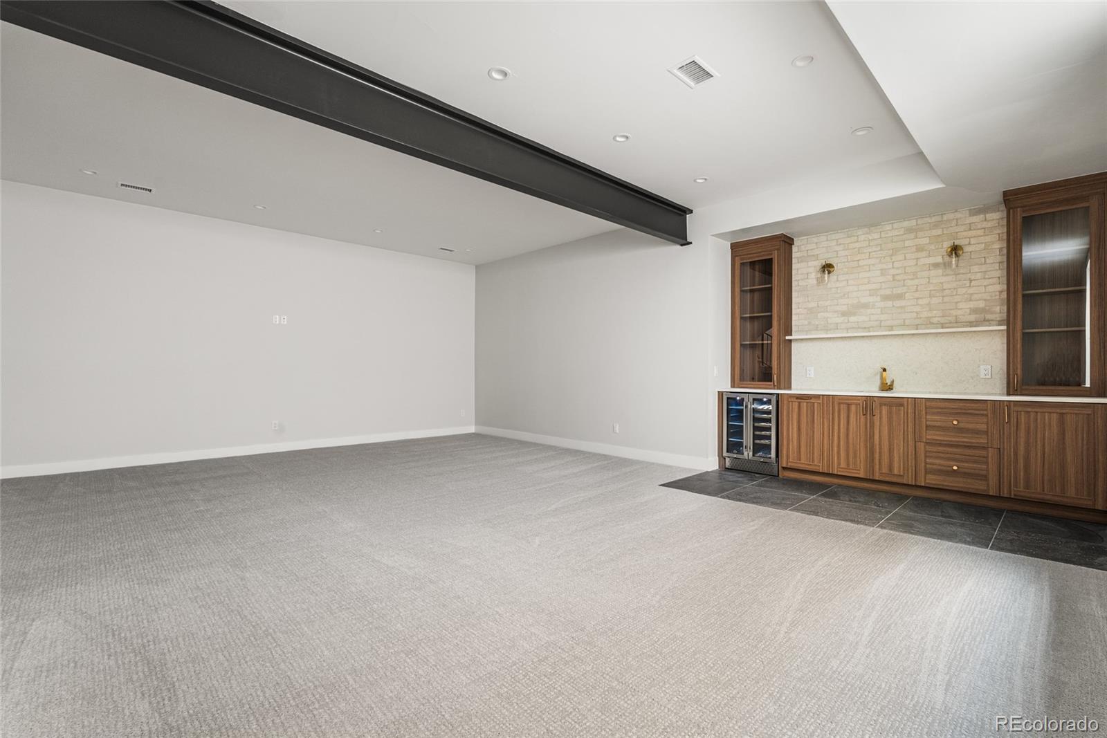 420 S Humboldt Street