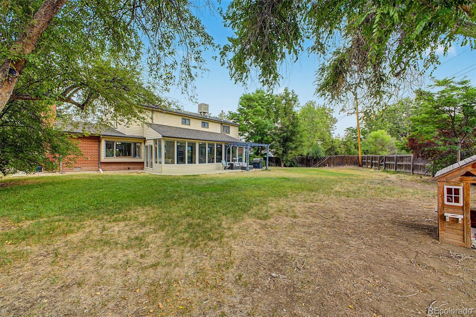 320 Oswego Court