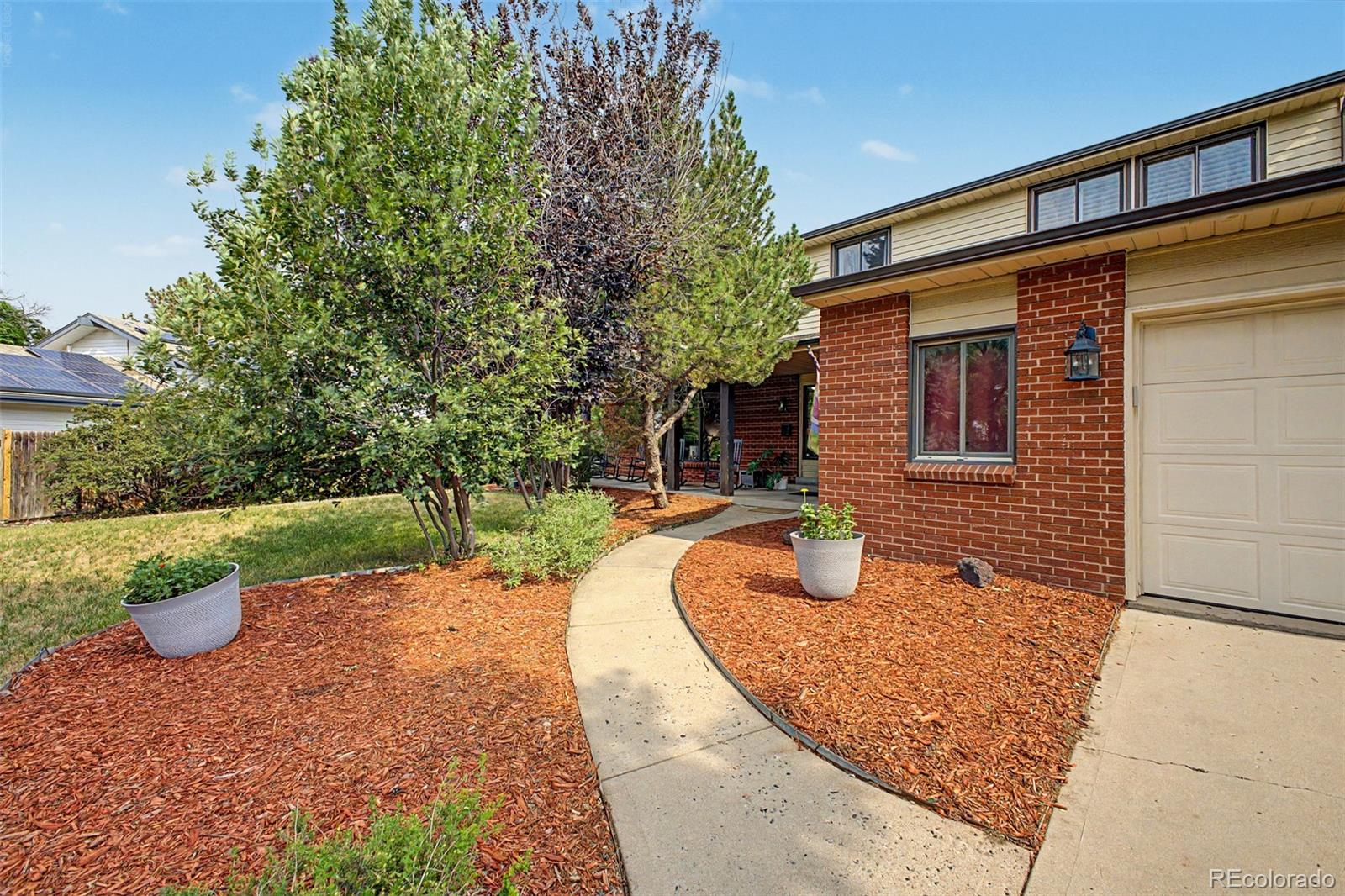 320 Oswego Court