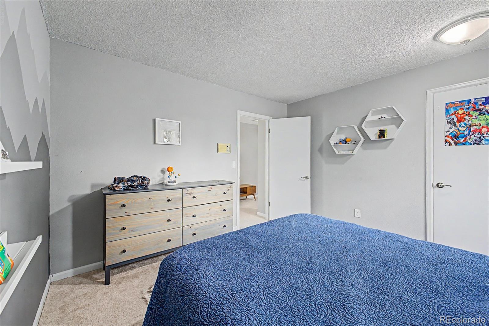 320 Oswego Court