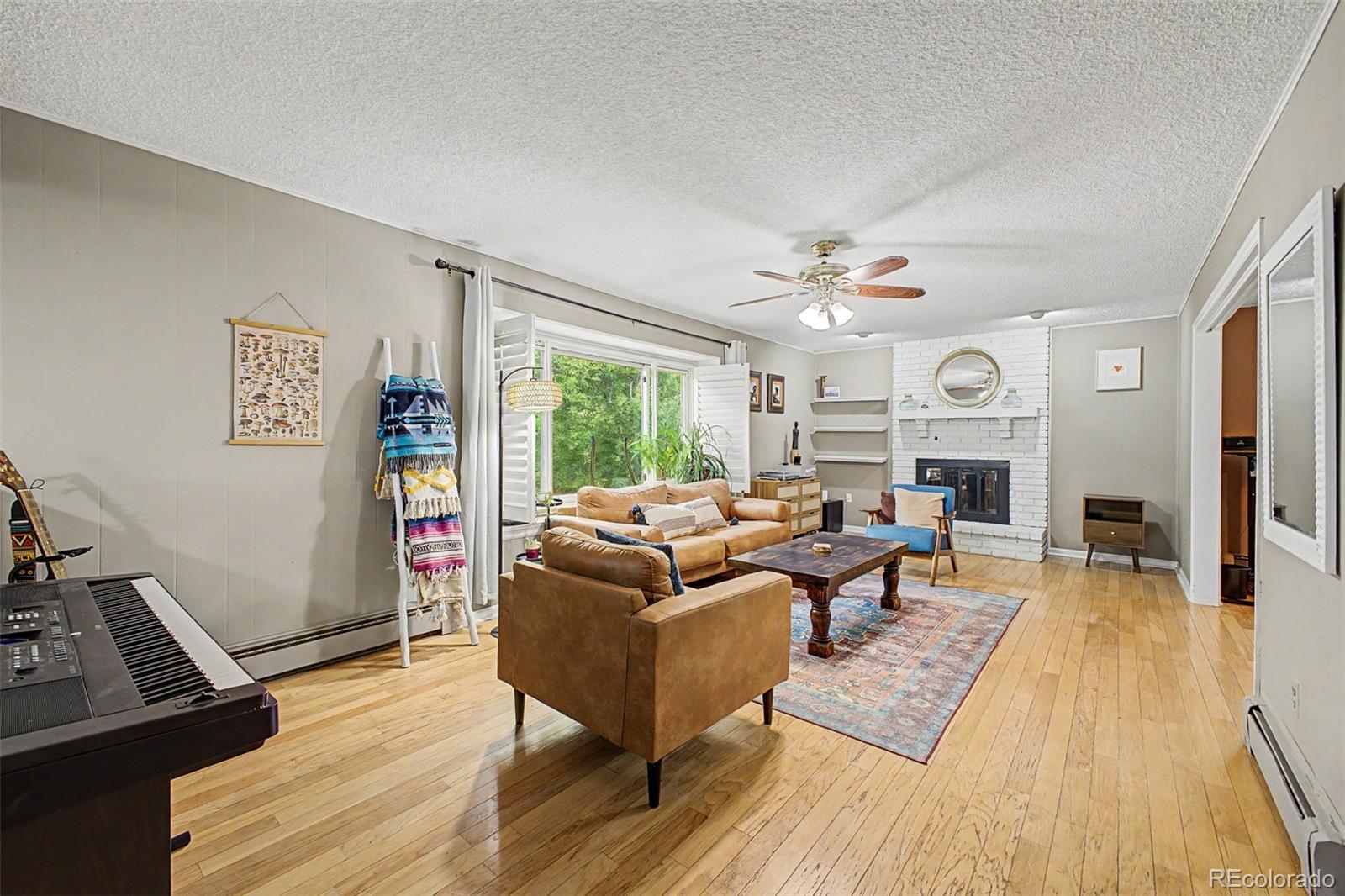 320 Oswego Court