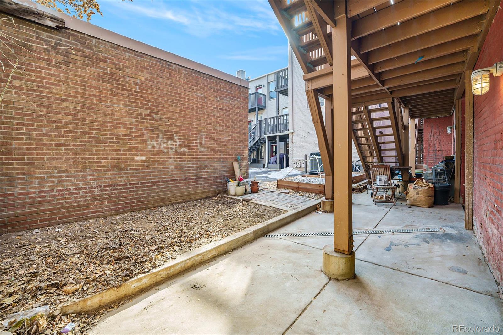 1610 N Humboldt Street Unit: 1/2