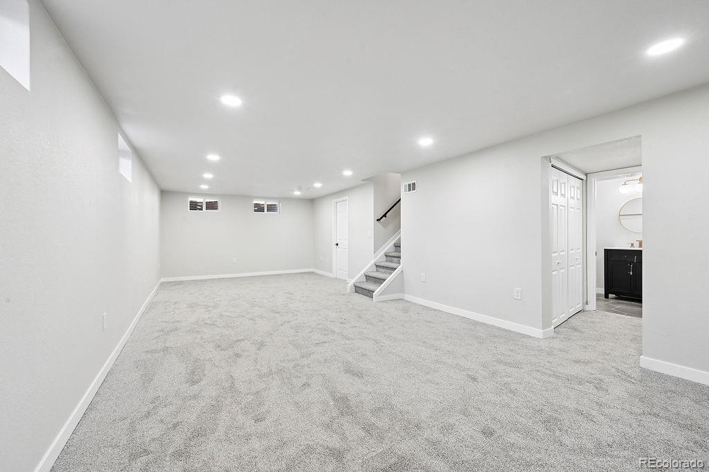 865 Nickel Street