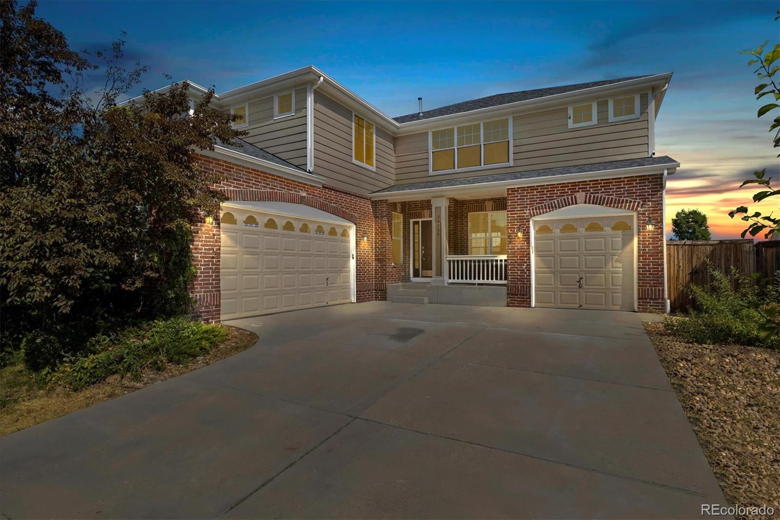 24725 E Crestline Place