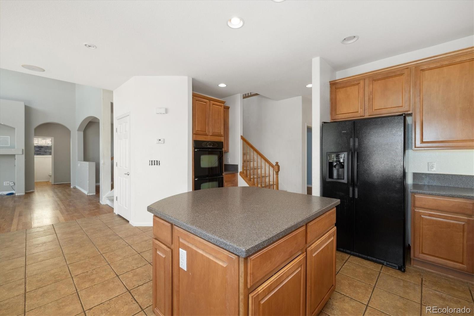 24725 E Crestline Place
