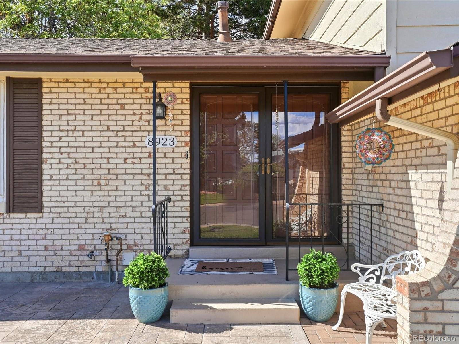 8923 W Warren Drive