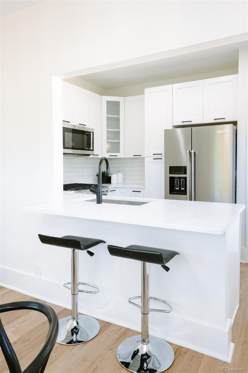 2289 N Glencoe Street