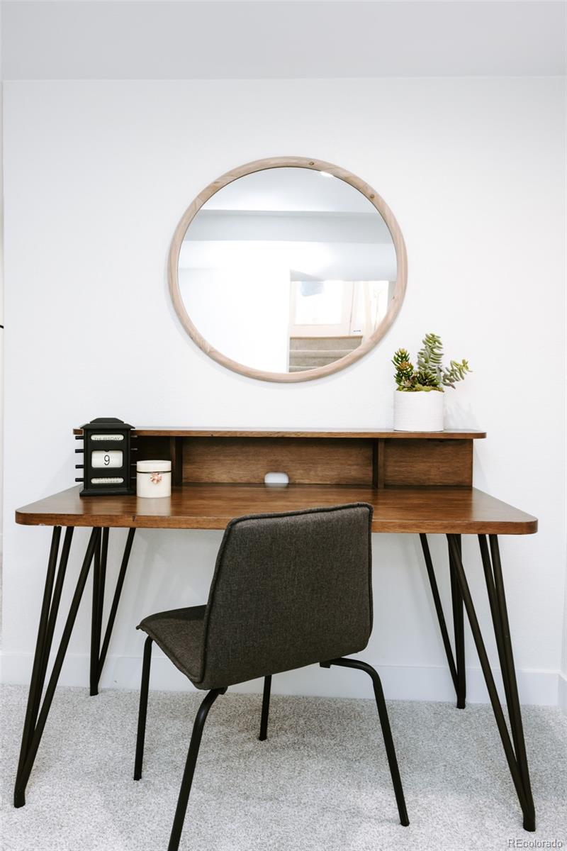 2289 N Glencoe Street