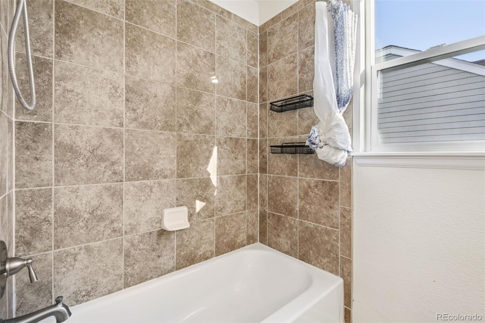 16712 E Hialeah Avenue