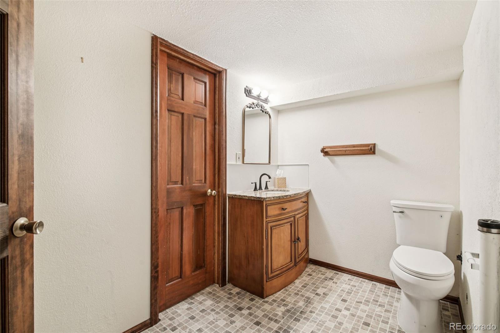 16712 E Hialeah Avenue