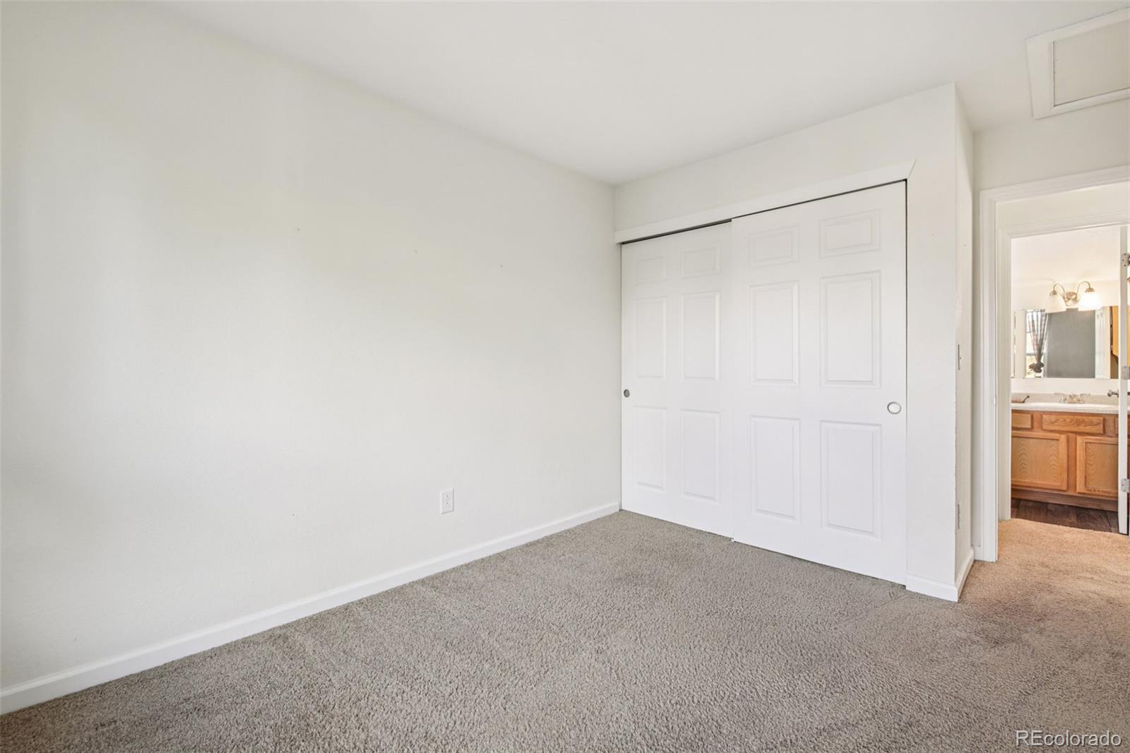 16712 E Hialeah Avenue