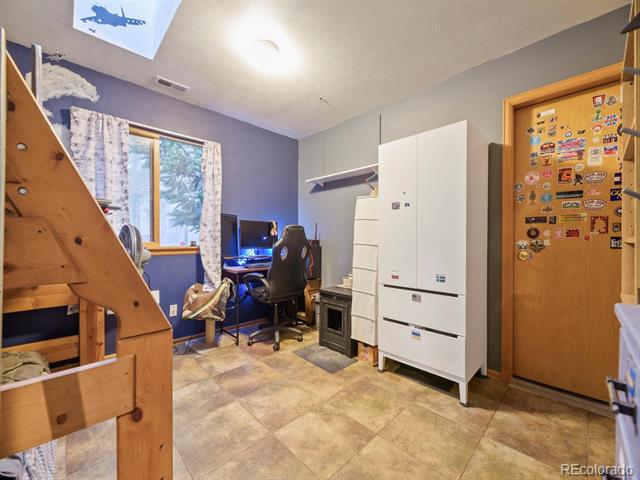 6569 Kiem Road