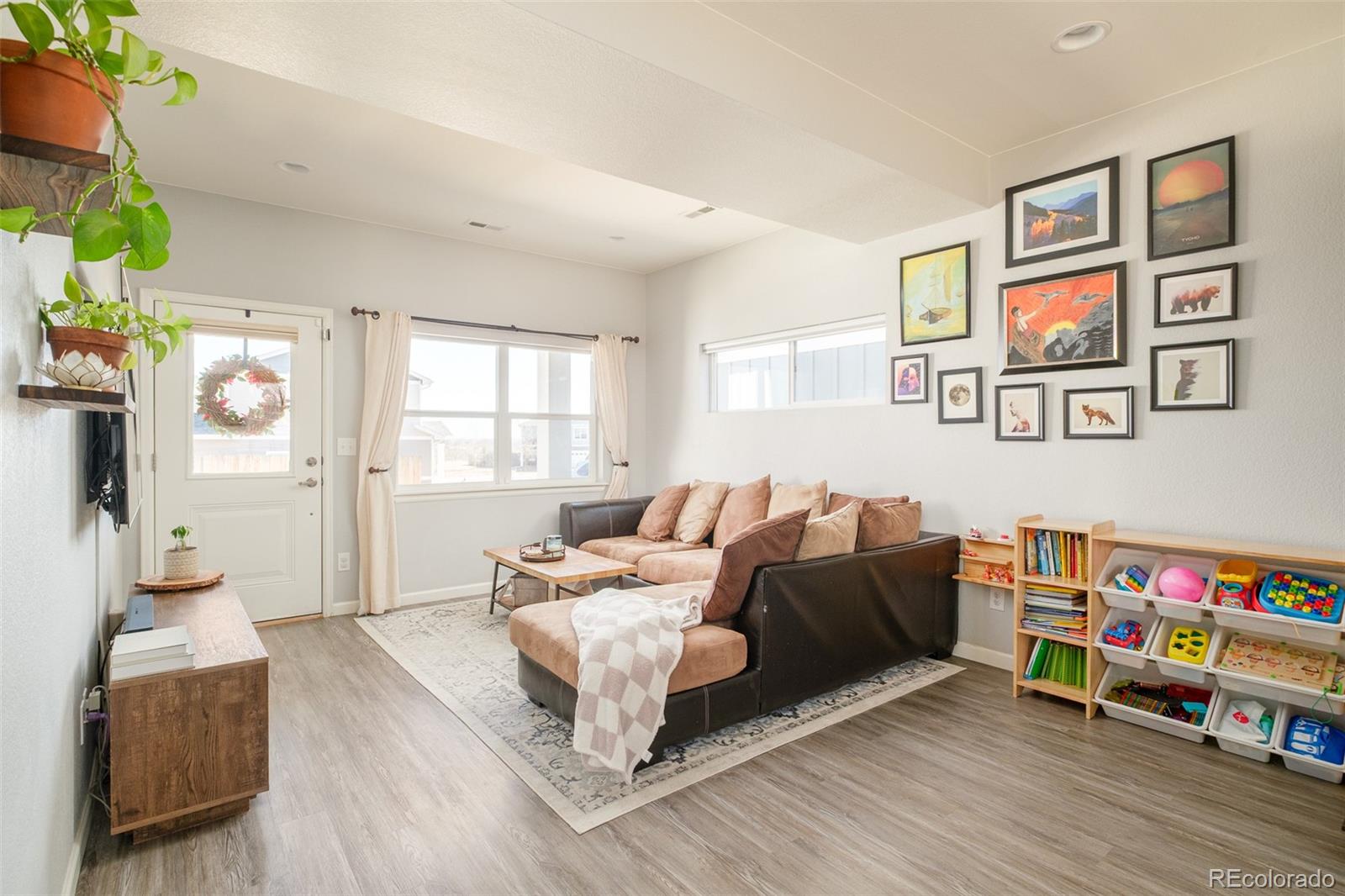 7911 Navajo Street