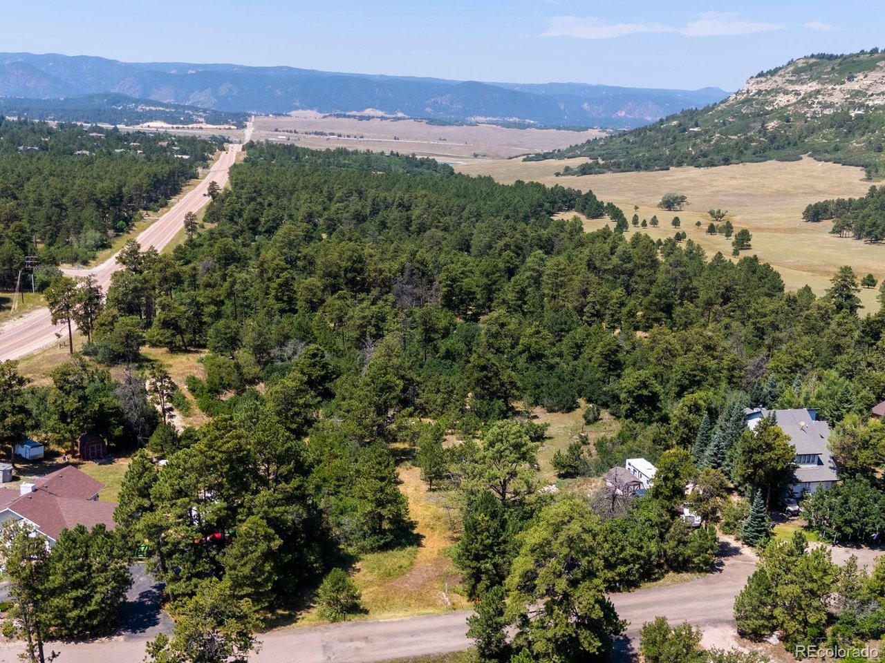 15969 Ray Dr