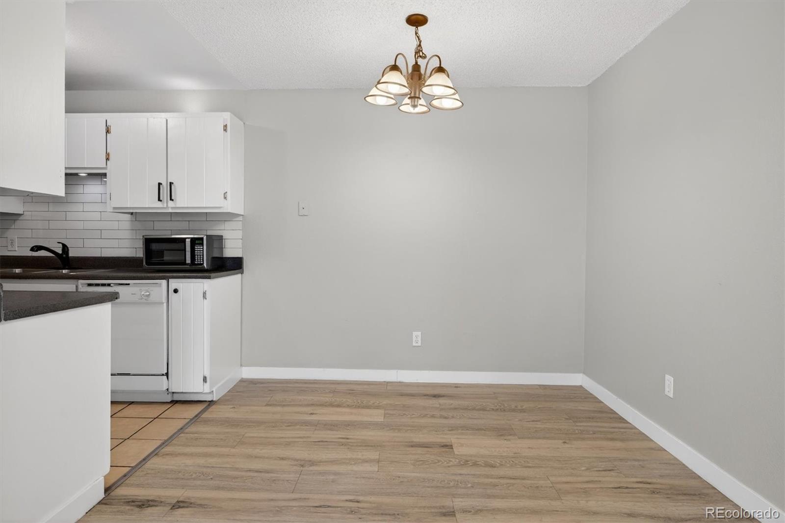 16359 W 10th Avenue Unit: XX5