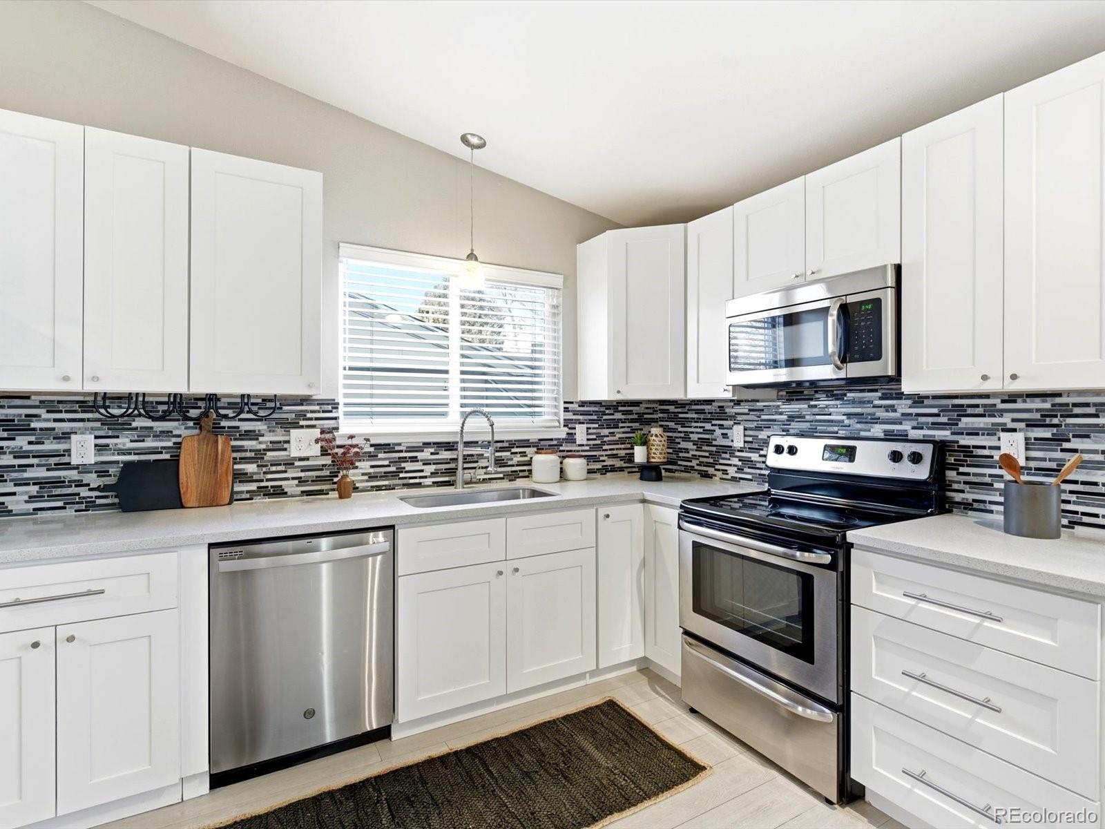 7619 Harlan Way
