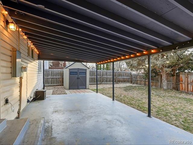 7619 Harlan Way