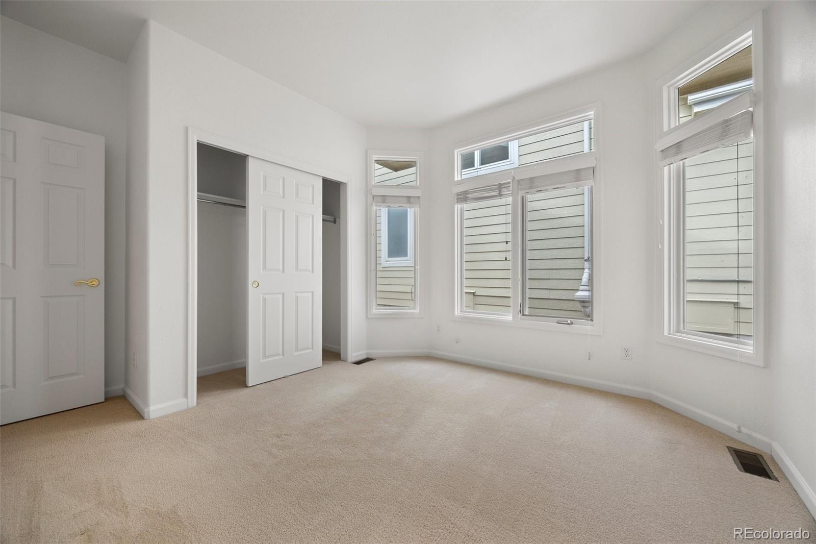 5322 Shetland Court