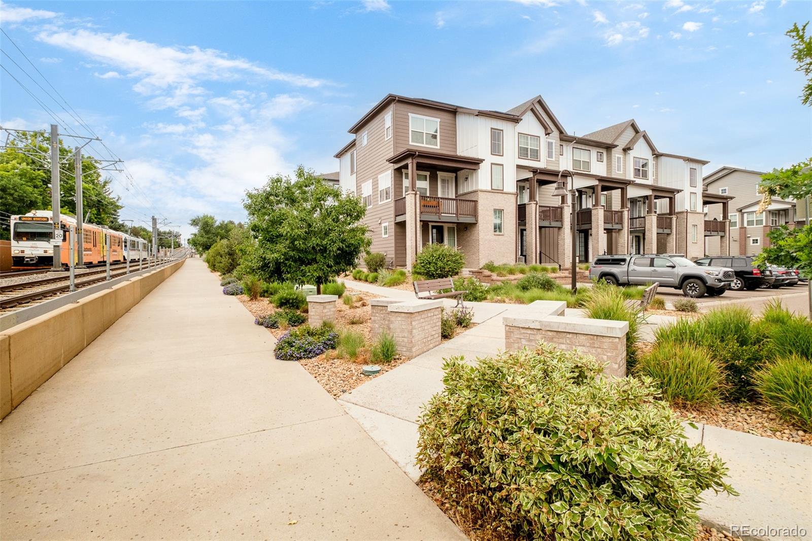 1315 Hoyt Street Unit: 4