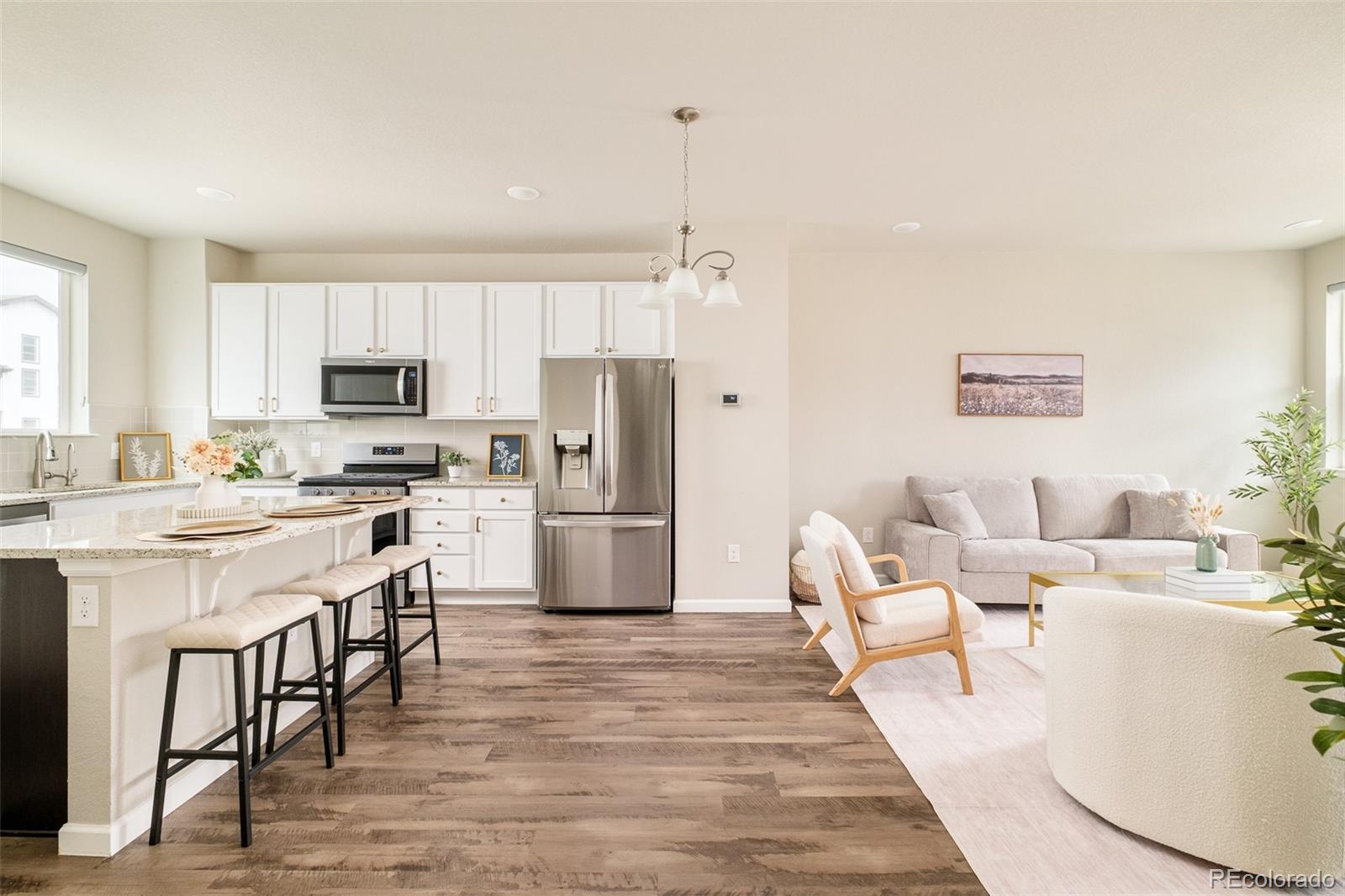 1315 Hoyt Street Unit: 4