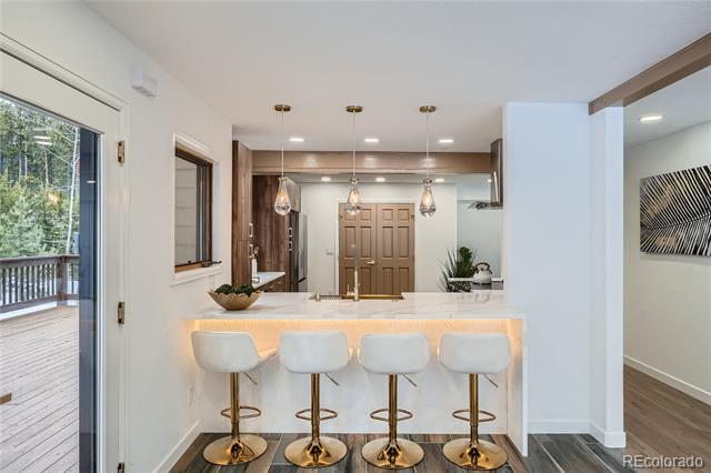 375 Aspen Way