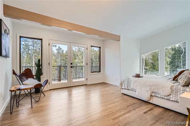 375 Aspen Way