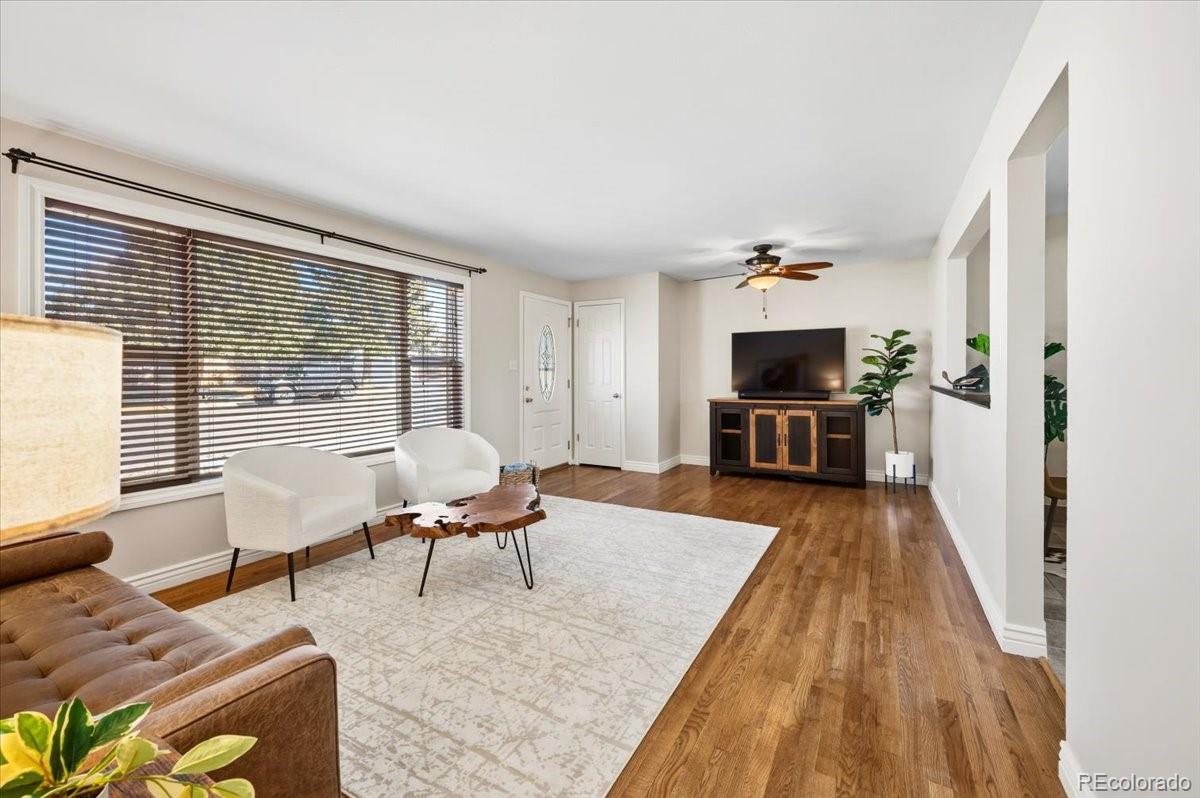 8504 E Briarwood Place