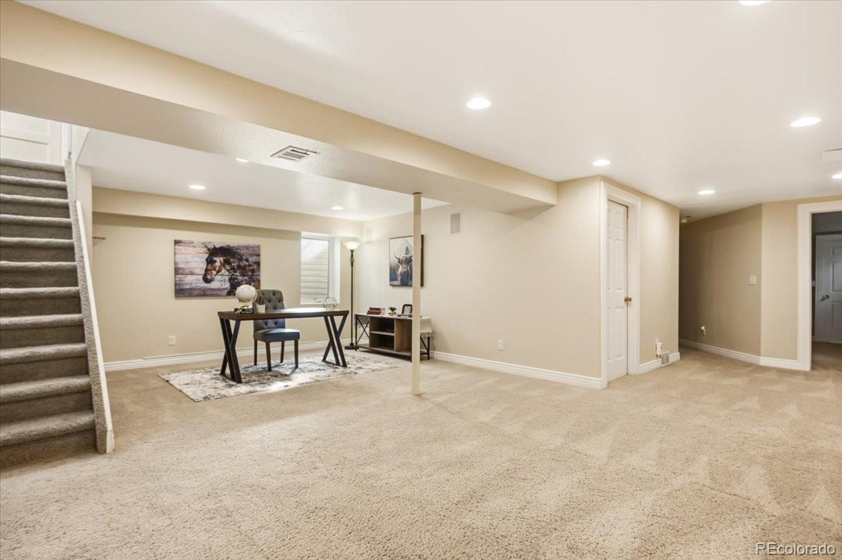 8504 E Briarwood Place