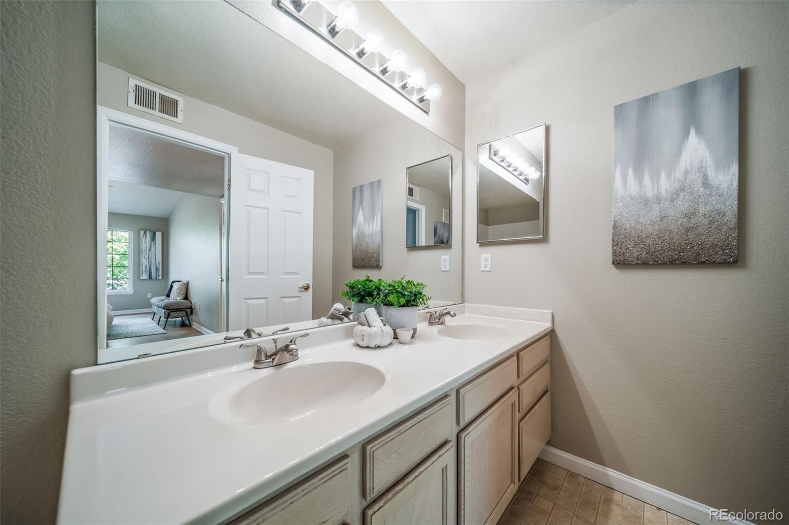9911 E Idaho Circle Unit: 202