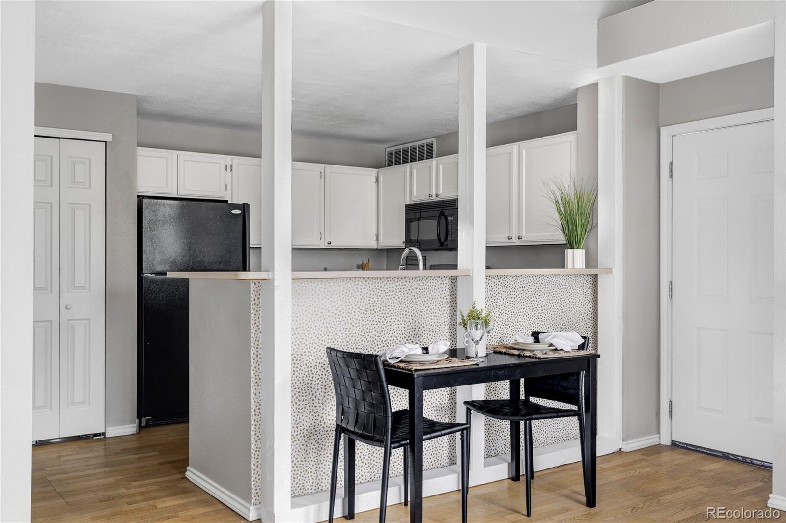 862 S Reed Court Unit: J