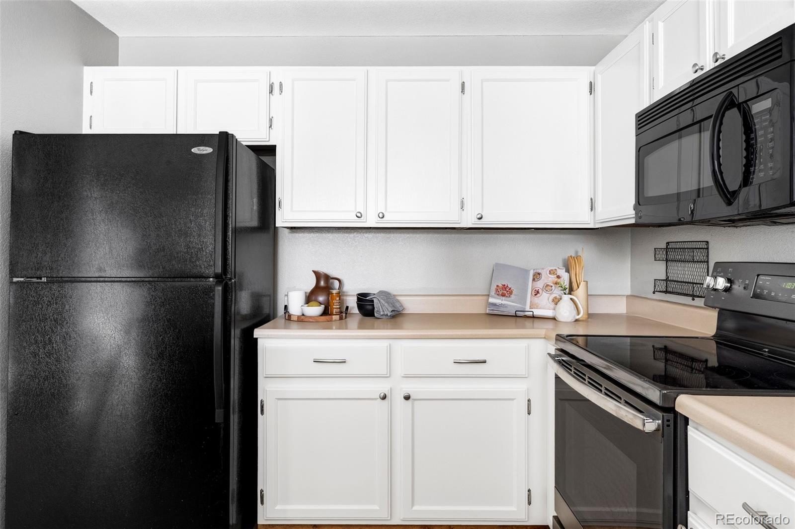 862 S Reed Court Unit: J