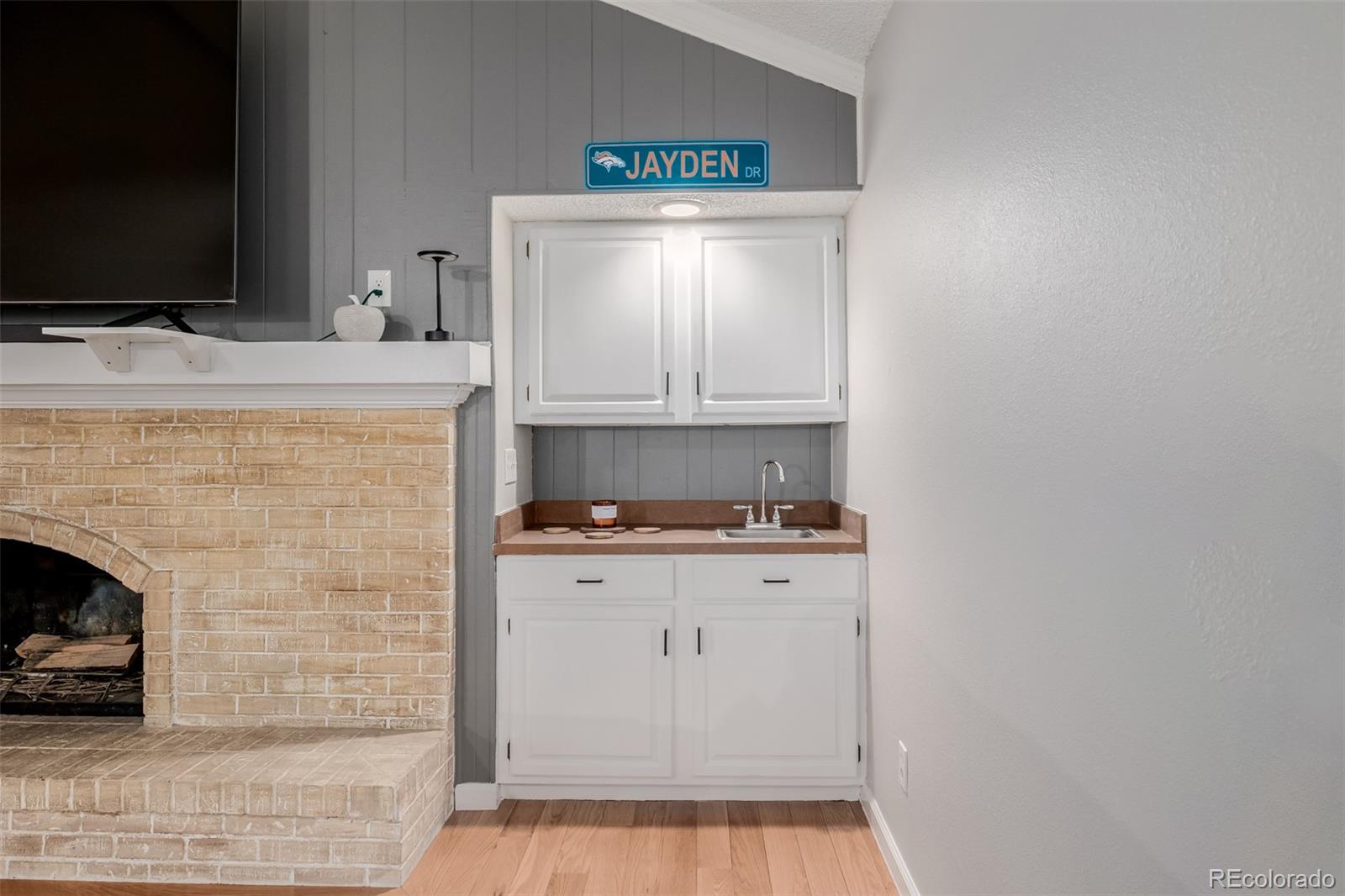 7831 Sangre De Cristo