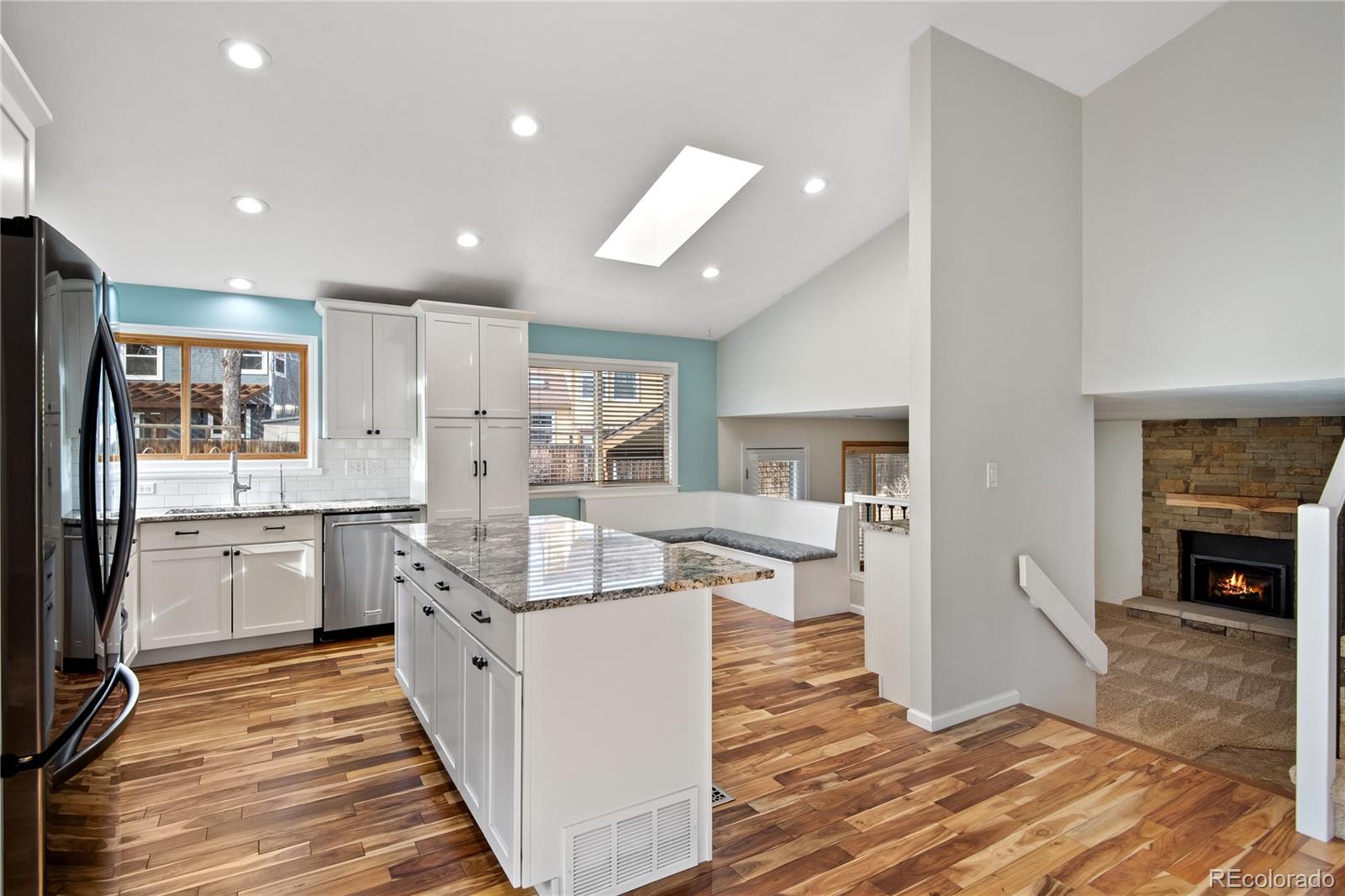 12180 W Little Haystack Mountain