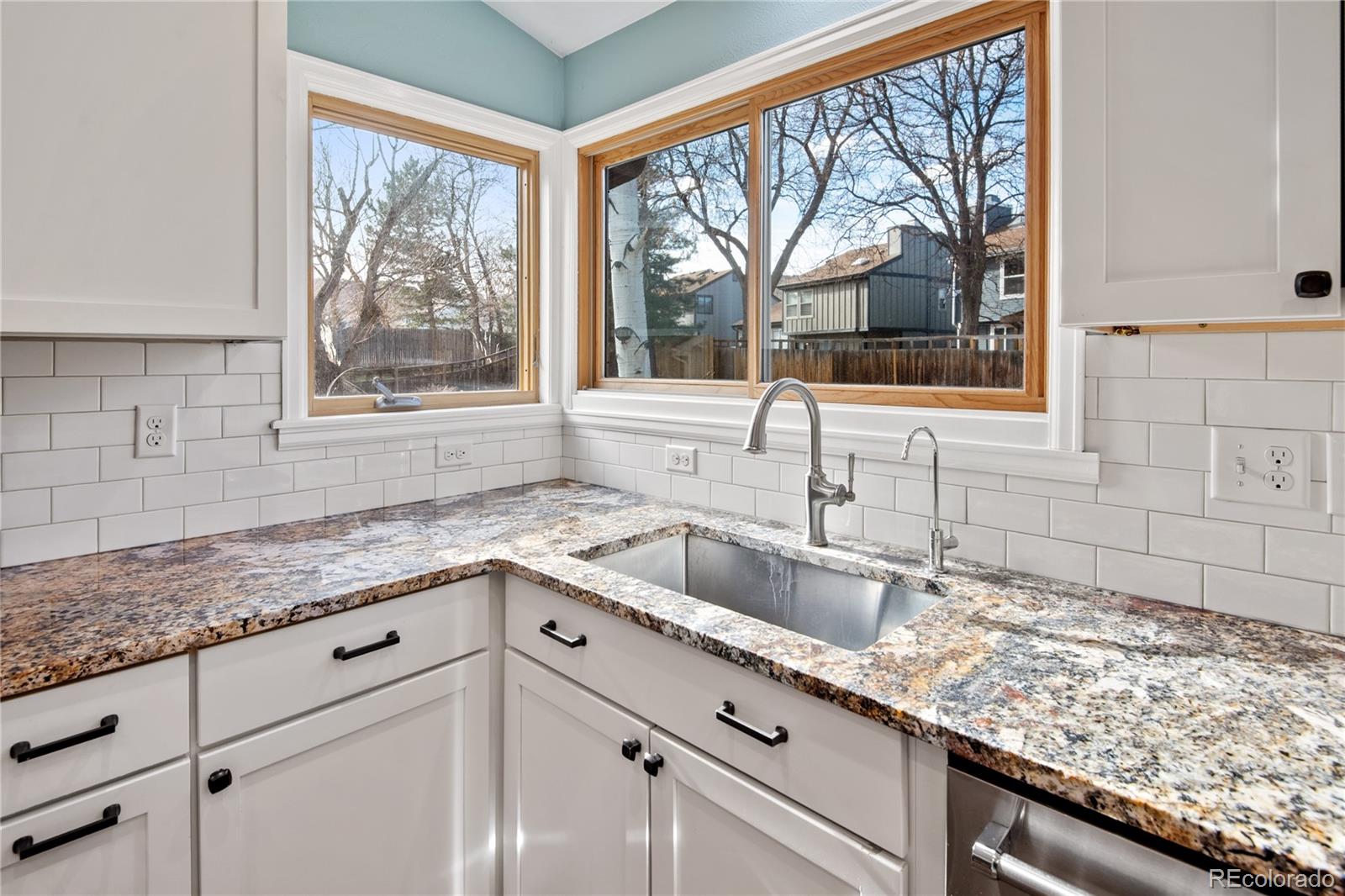 12180 W Little Haystack Mountain